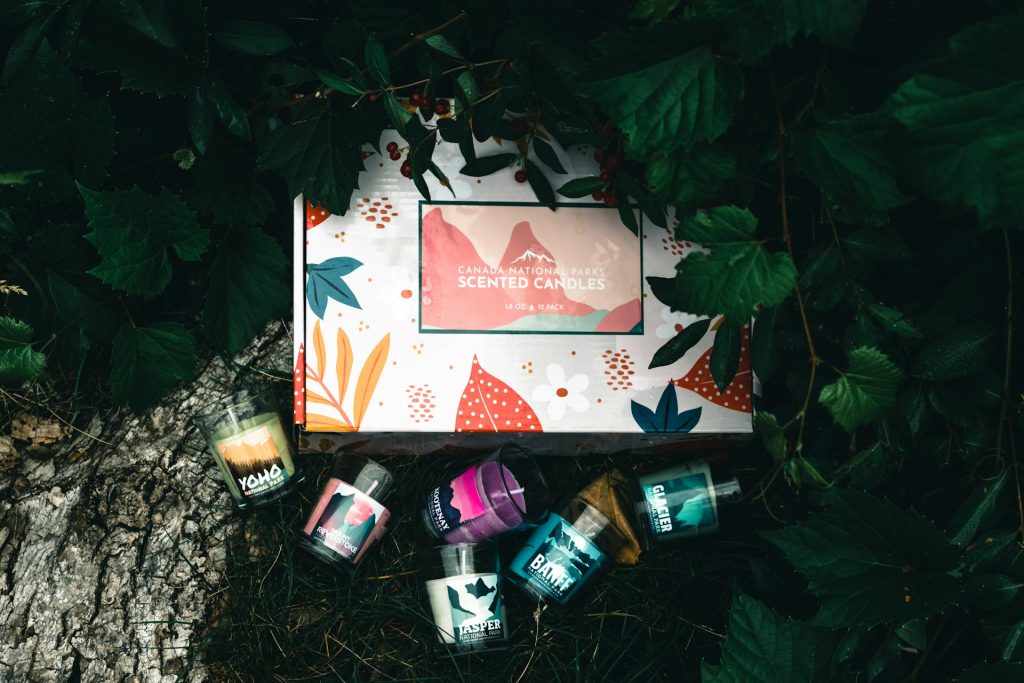 seasonal folding cartons